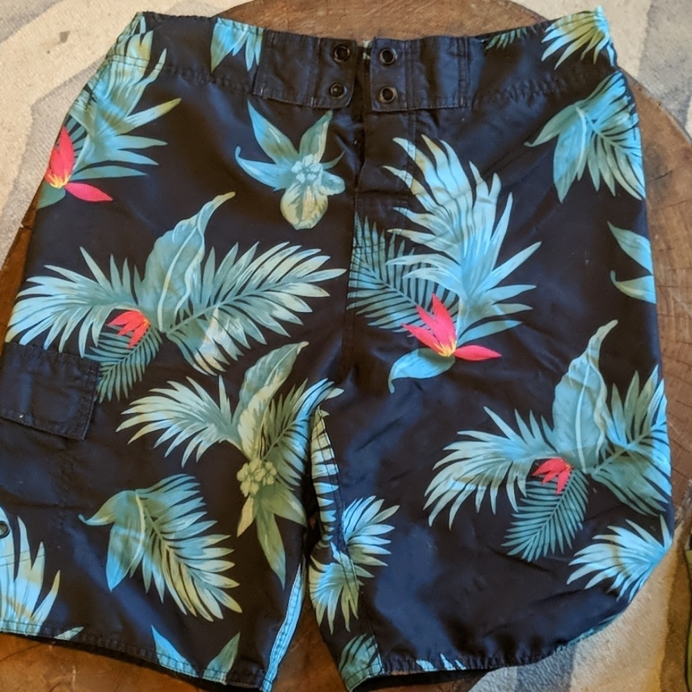 Carbon || Board Shorts Floral Mens 32